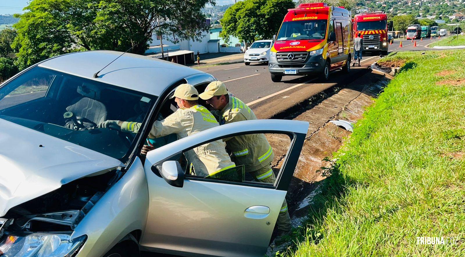 Colisão entre dois carros deixa feridos na BR-277 em São Miguel do Iguaçu