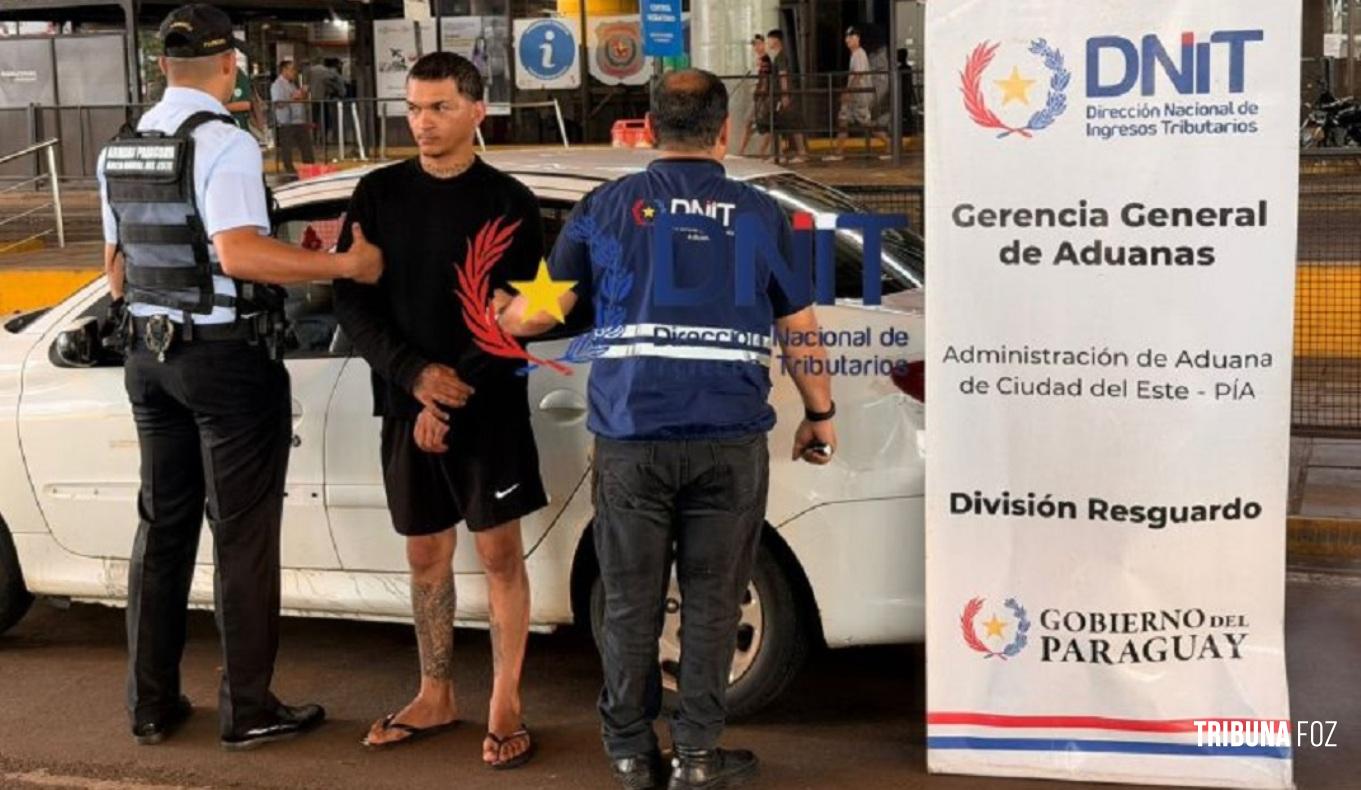 Condutor é preso na aduana paraguaia na Ponte da Amizade com carro roubado na argentina 