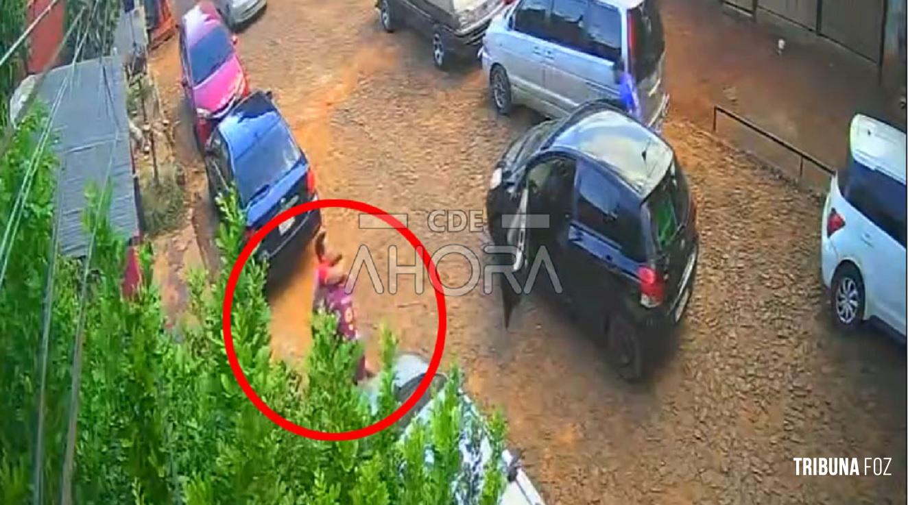 Discussão em loja de conveniência termina em ataque com faca; pai e filho estão foragidos em Ciudad Del Este