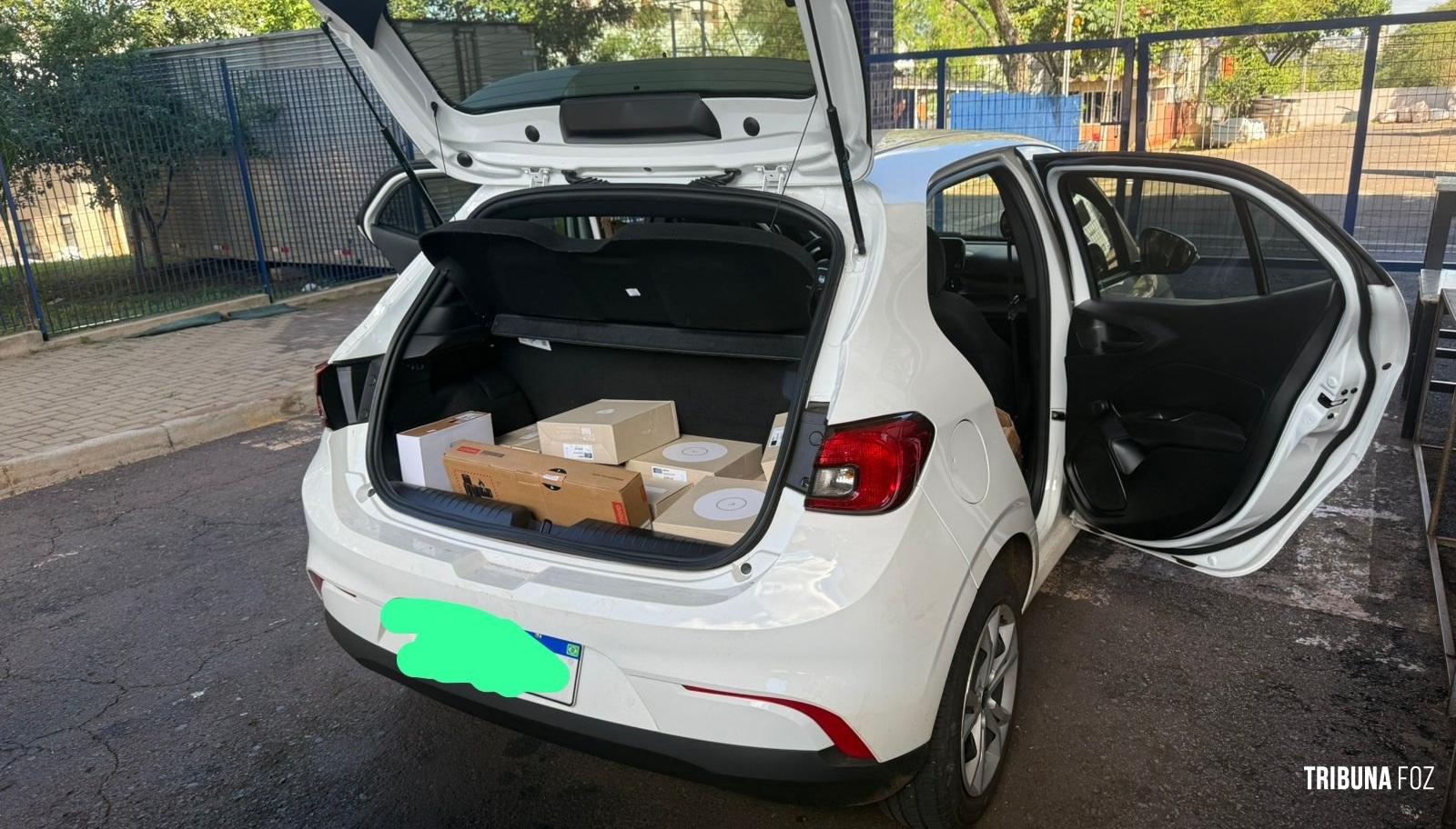 PF, PMPR e Receita Federal identificam veículo carregado com eletrônicos irregulares em Foz do Iguaçu