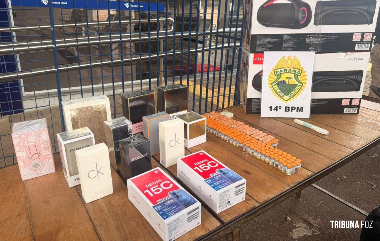 PM apreende mercadorias em ação de combate ao contrabando na Rodoviária de Foz do Iguaçu