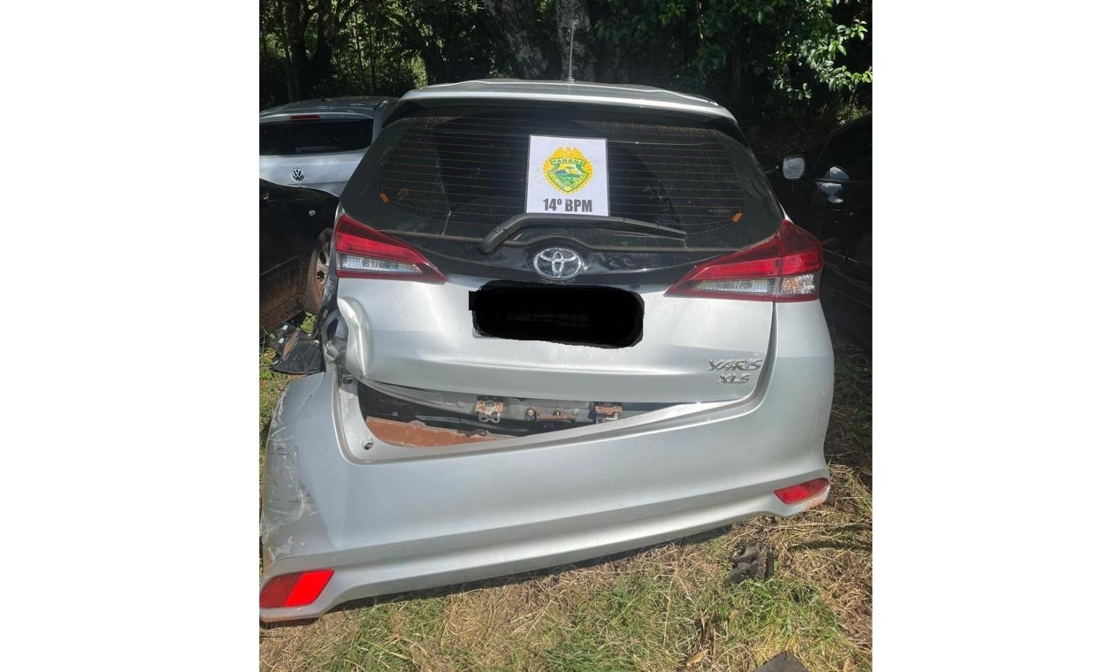 PM prende homem após fuga e perseguição policial, culminando com a recuperação de um veículo furtado em Foz do Iguaçu