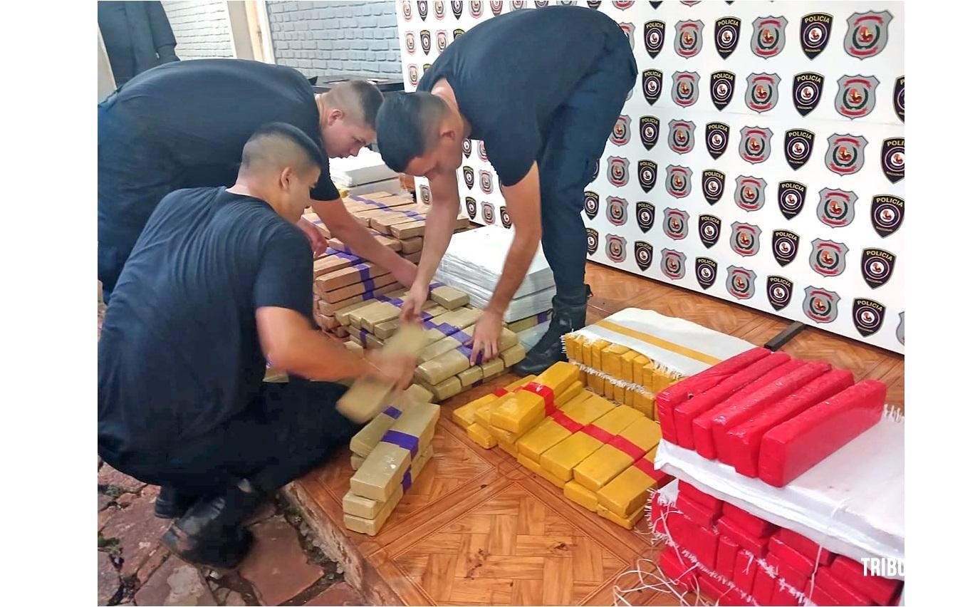Policia apreende caminhão com 352 Kg de maconha após perseguição policial em Ciudad Del Este no Paraguai