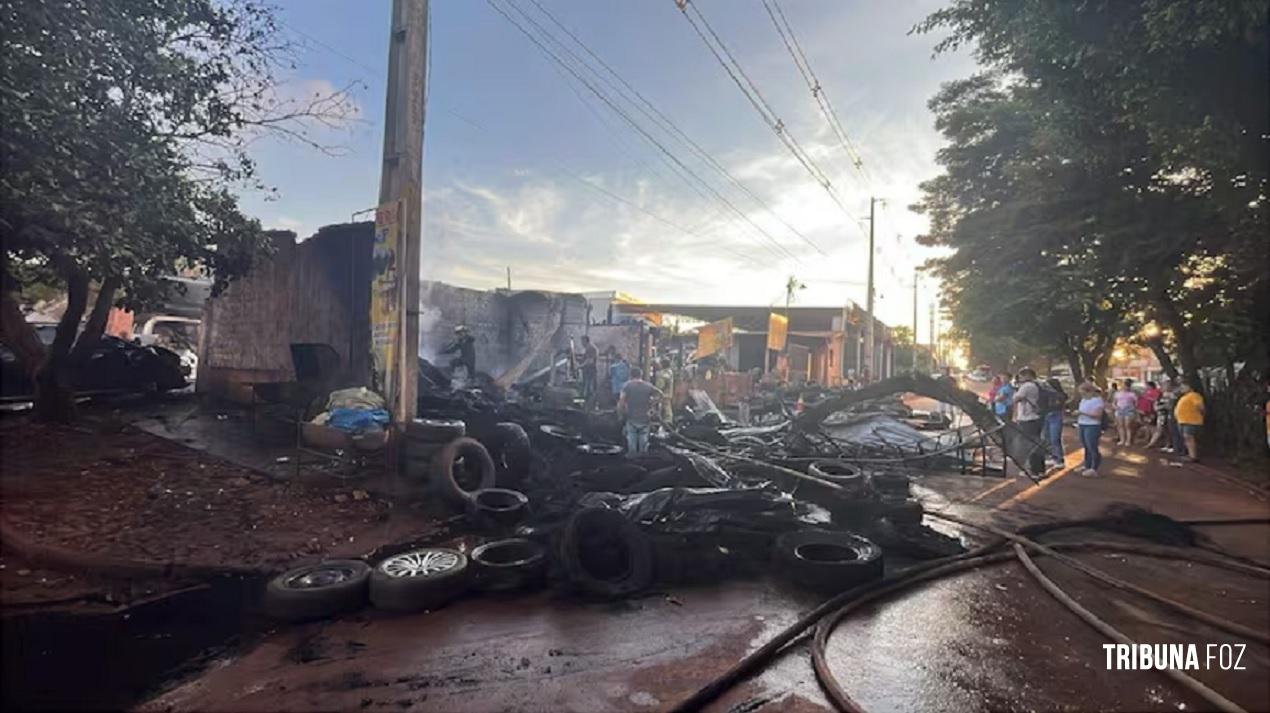 Incêndio consome por completo uma borracharia em Ciudad Del Este