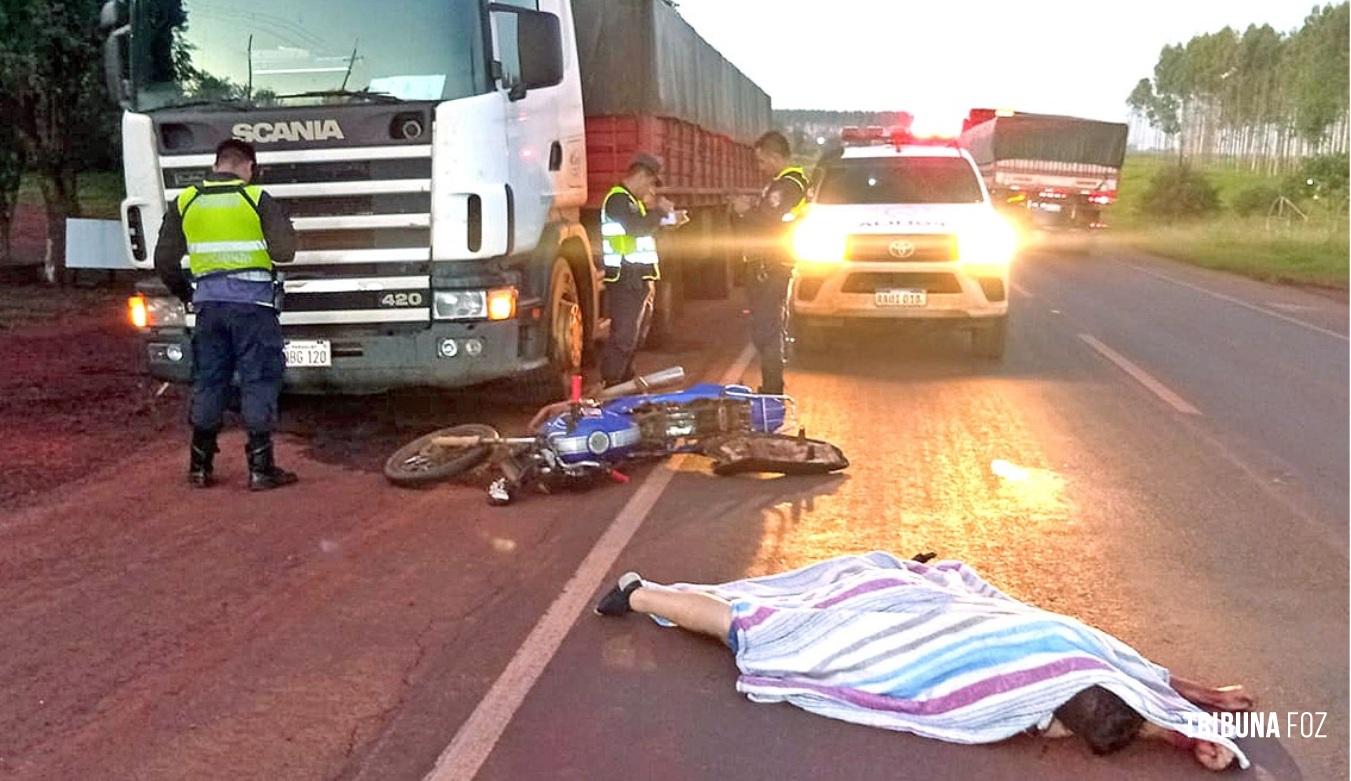 Jovem motociclista morre após colisão com caminhão parado no Km 26 em Minga Guazu