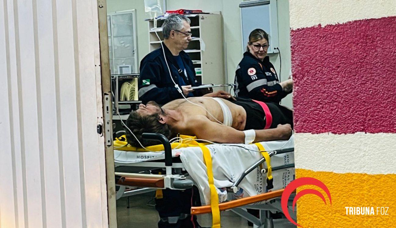 Ladrão que fugiu baleado após assalto durante a madrugada é encontrado ferido 