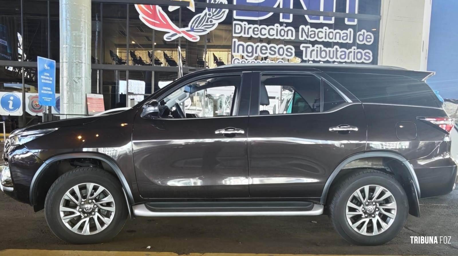 Marinha do Paraguai prende condutor com veiculo de luxo com queixa de roubo na Aduana da Ponte da Amizade