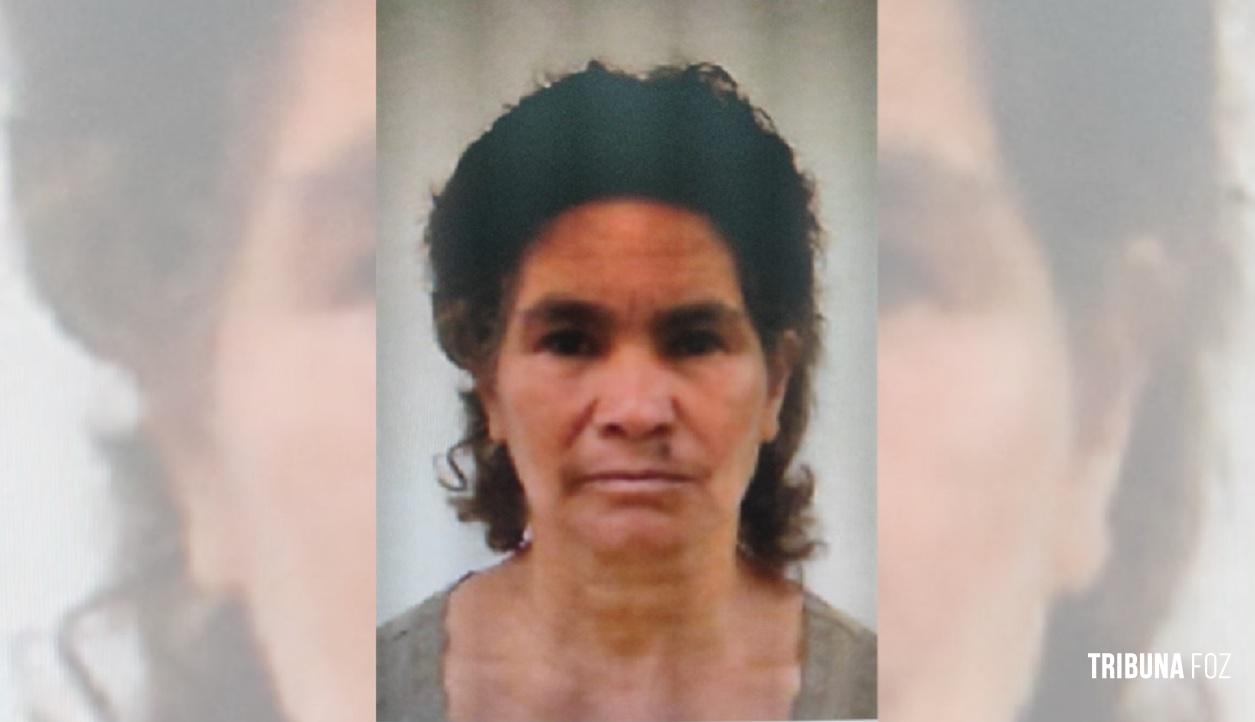 Mulher encontrada morta em terreno baldio é identificada no IML
