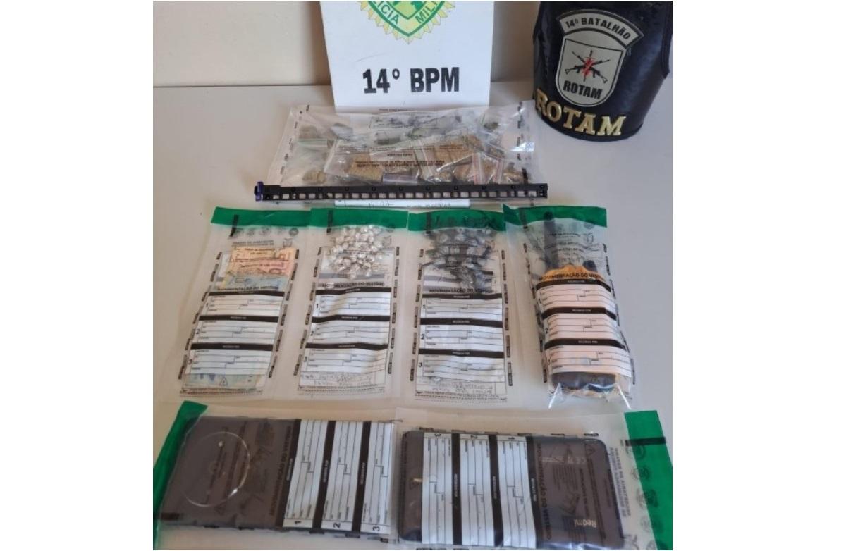 PM prende três pessoas por tráfico de drogas em Medianeira 