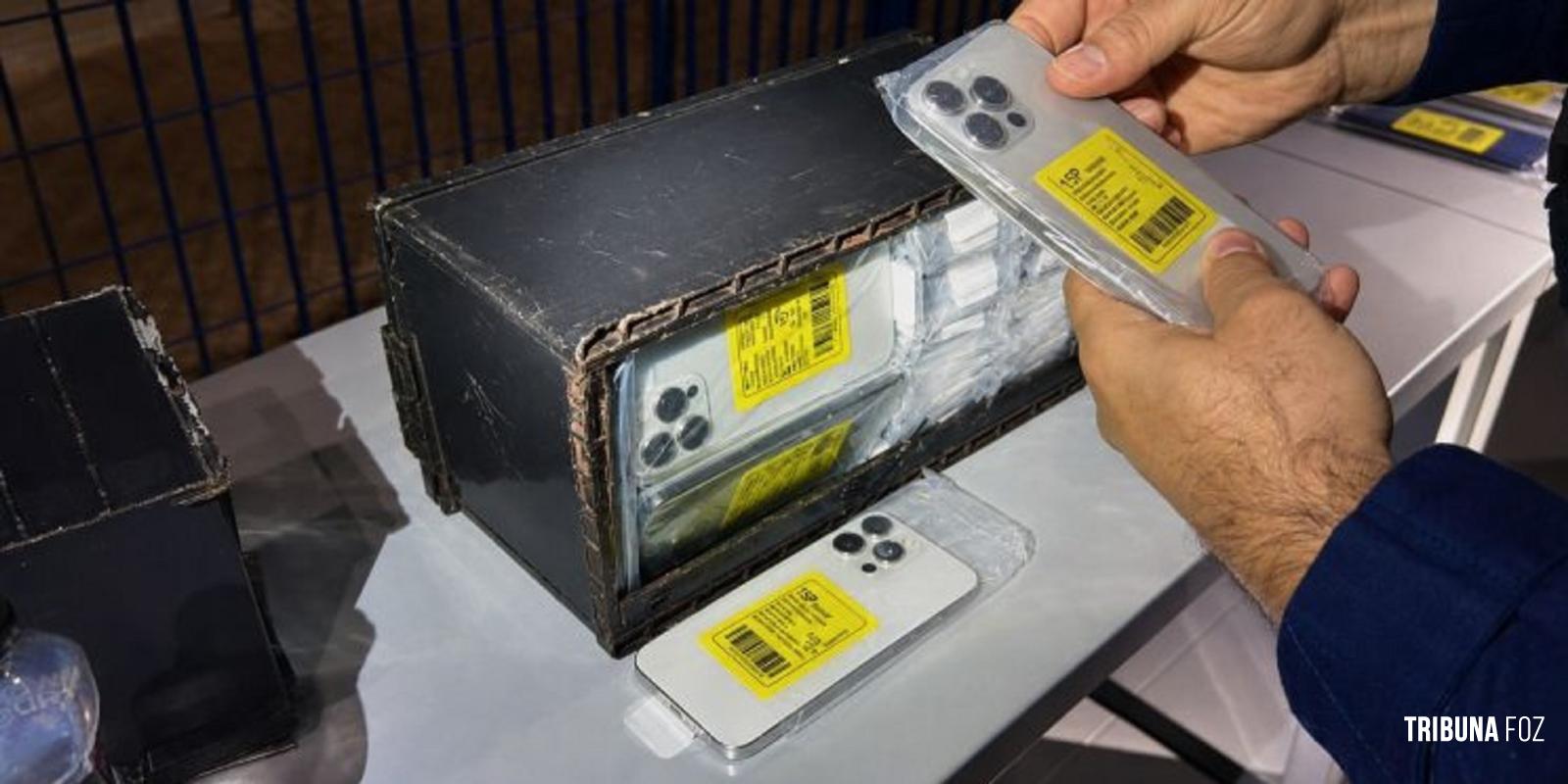 Receita Federal descobre carga de anabolizantes e celulares ocultos em veículos