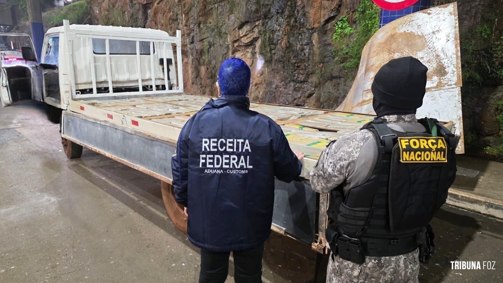 Receita Federal retém 715 Kg de maconha em fundo falso de caminhão na Aduana da Ponte da Amizade