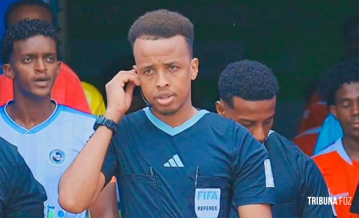 FIFA pagará salário integral a árbitro somali que teve entrada barrada pelos EUA, diz BBC