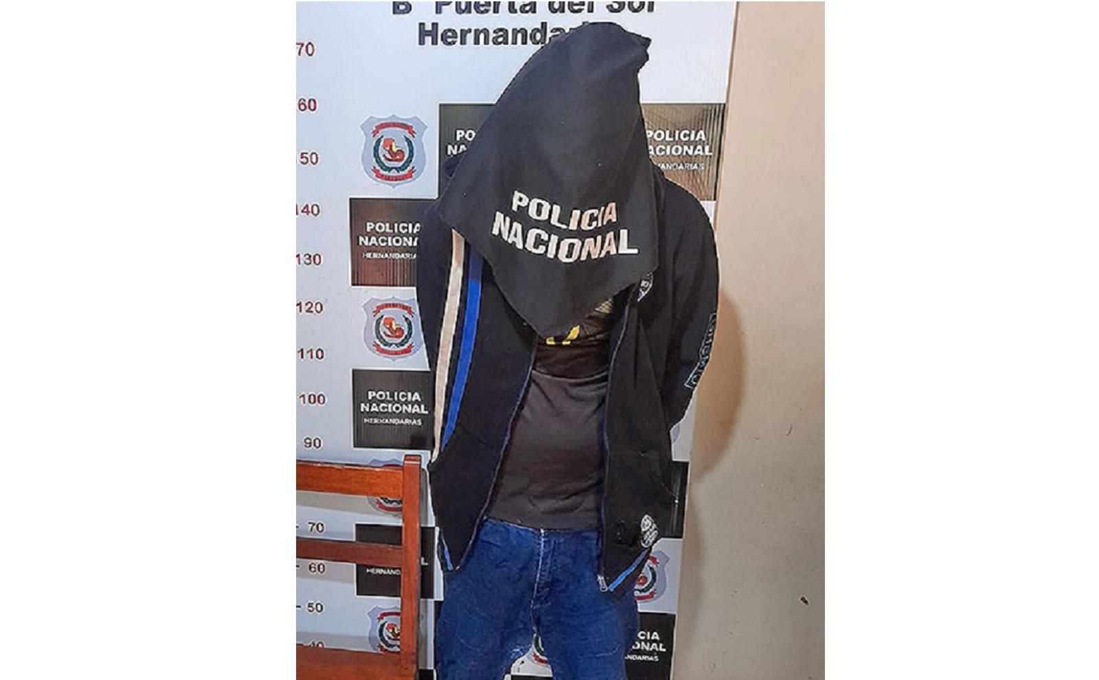 Jovem preso por ameaçar a própria mãe com faca em Hernandarias no Paraguai