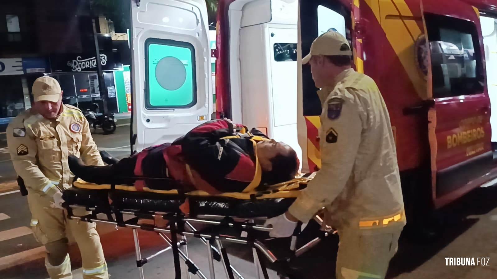 Motociclista é socorrido pelo Siate após colisão na Av. Morenitas 