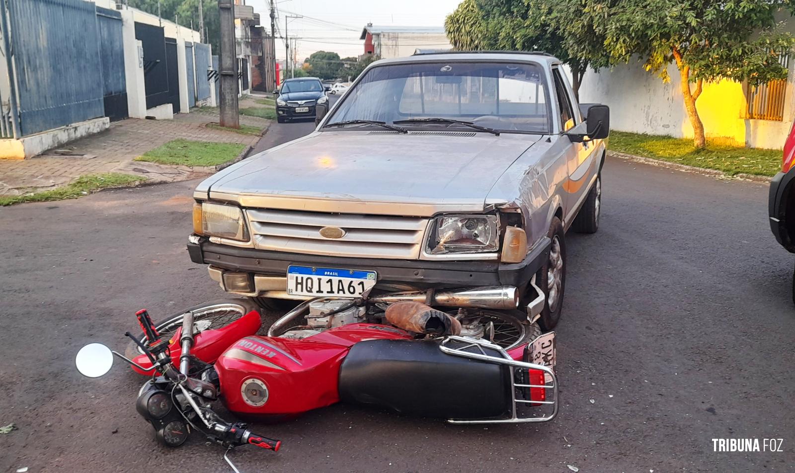 Motociclista é socorrido pelo Siate após colisão no Jardim Patriarca