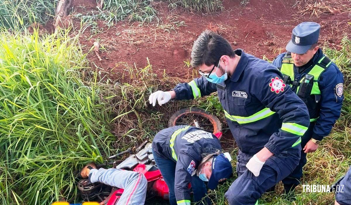 Motociclista morre após ser atingido por peça que caiu de um caminhão em Naranjal no Paraguai