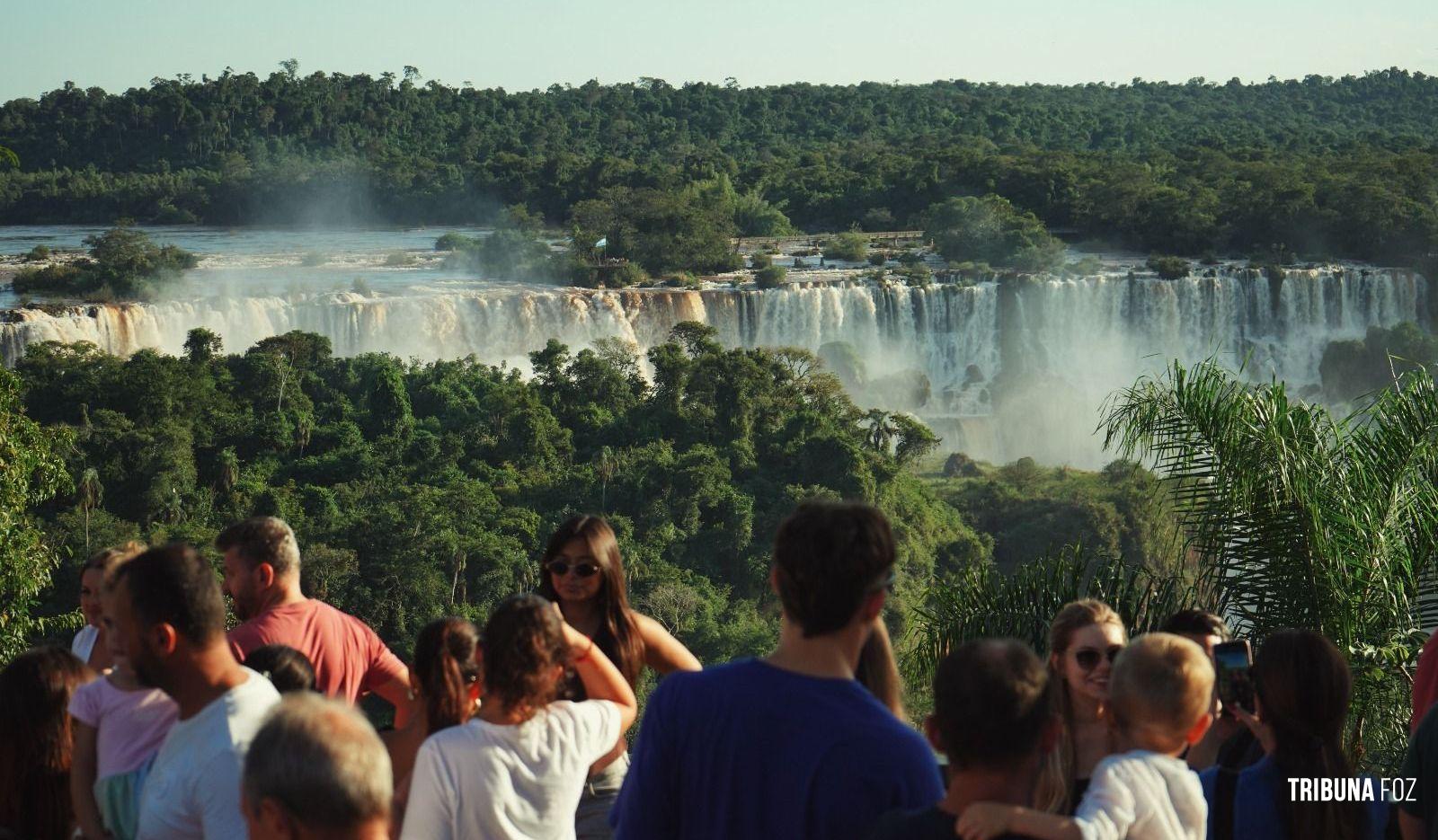 Parque Nacional do Iguaçu bate recorde de visitantes no mês de maio com 156 mil visitantes	