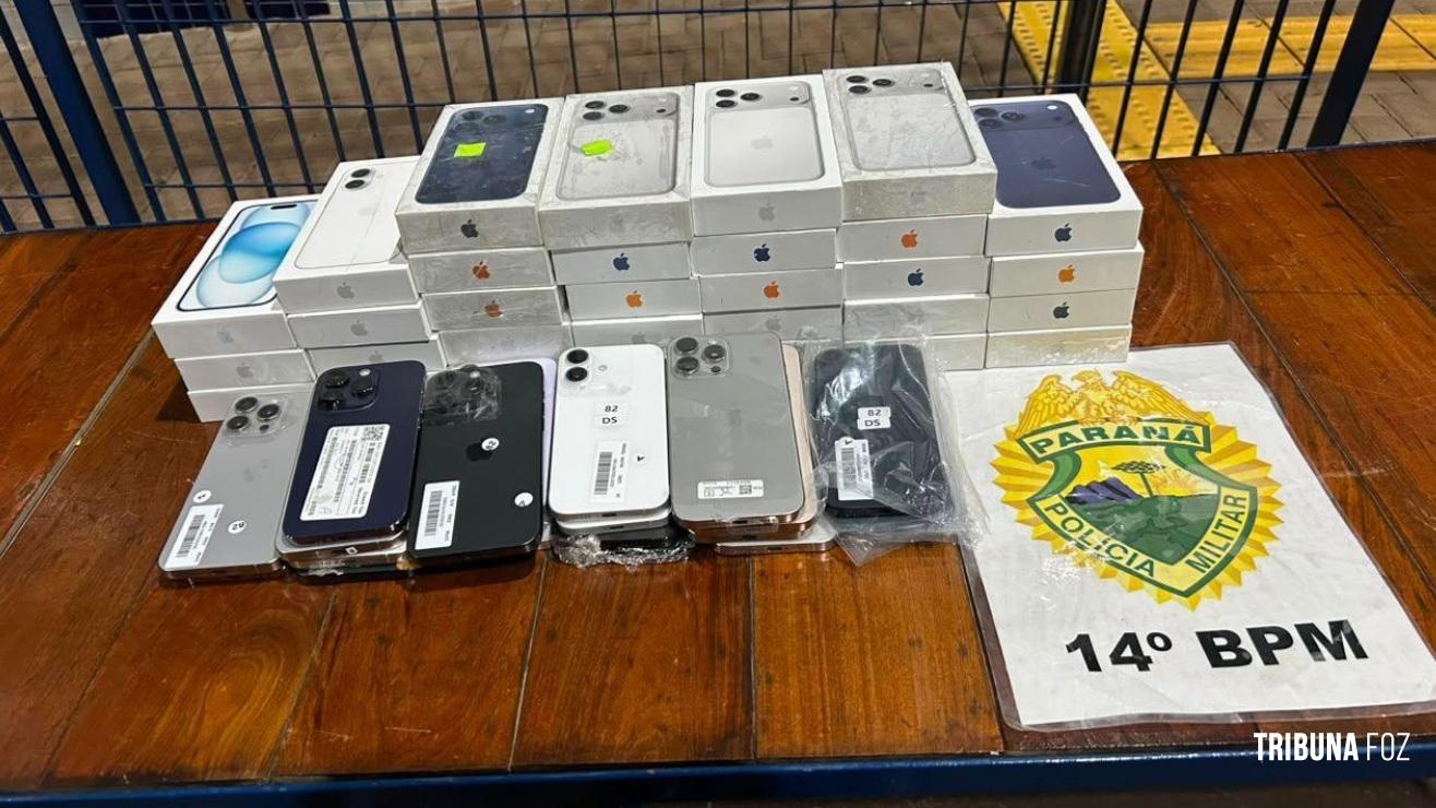 PM apreende 52 celulares de origem estrangeira durante fiscalização em ônibus interestadual em Foz do Iguaçu 