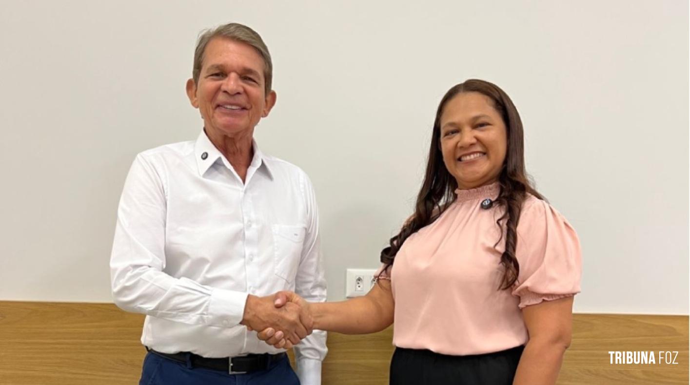 Prefeito nomeia Iélida Santos para um serviço "eventual". Será que o salário será "eventual"?