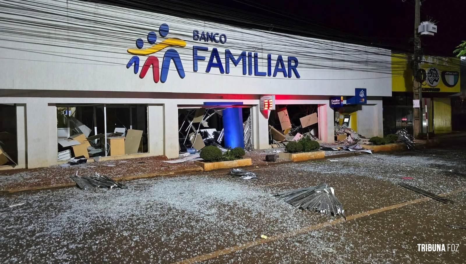 Quadrilha especializada em roubo a bancos explodem duas agencias em Santa Rita no Paraguai durante a madrugada