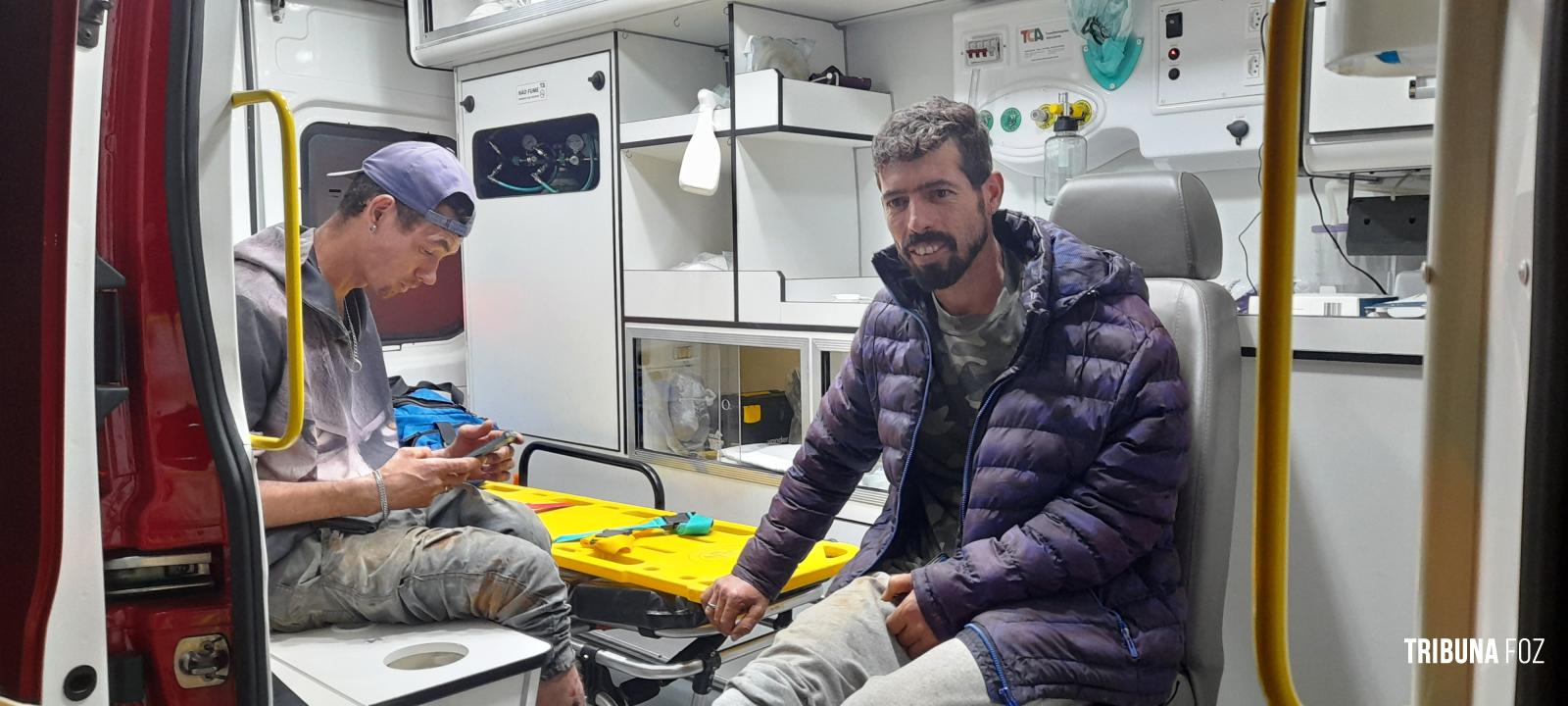 Siate socorre duas vítimas após colisão entre duas motos no Porto Meira