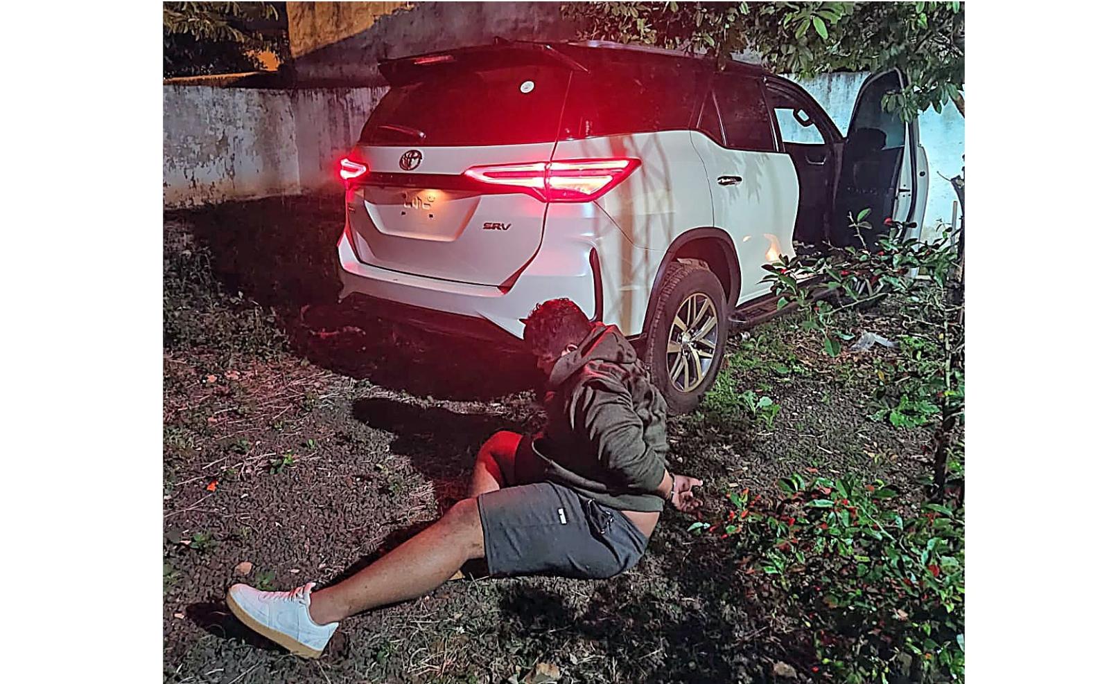 Toyota roubada no campus da UNE é recuperada em Ciudad Del Este