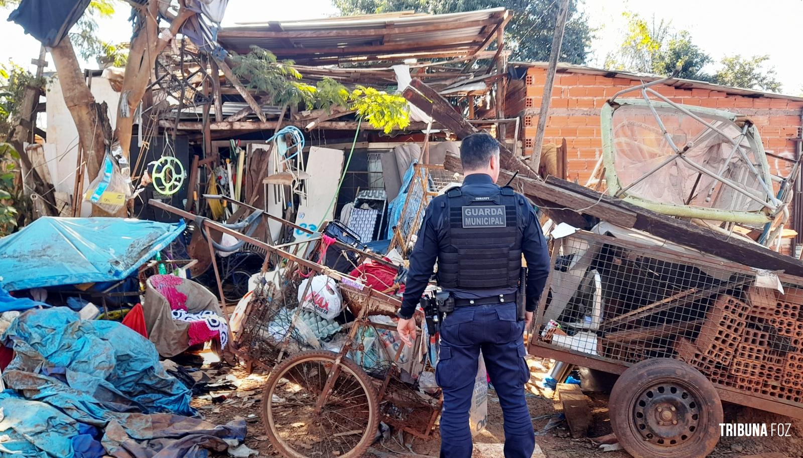 Acumuladora de 43 anos é encontra morta dentro do barraco na Invasão do Bubas