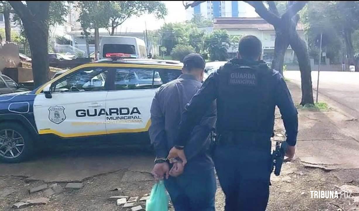 Guarda Municipal cumpre Mandado de Prisão no centro de Foz do Iguaçu