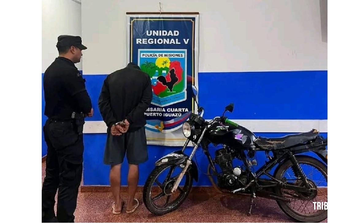 Jovem é preso em Puerto Iguazu após manobras perigosa com moto 
