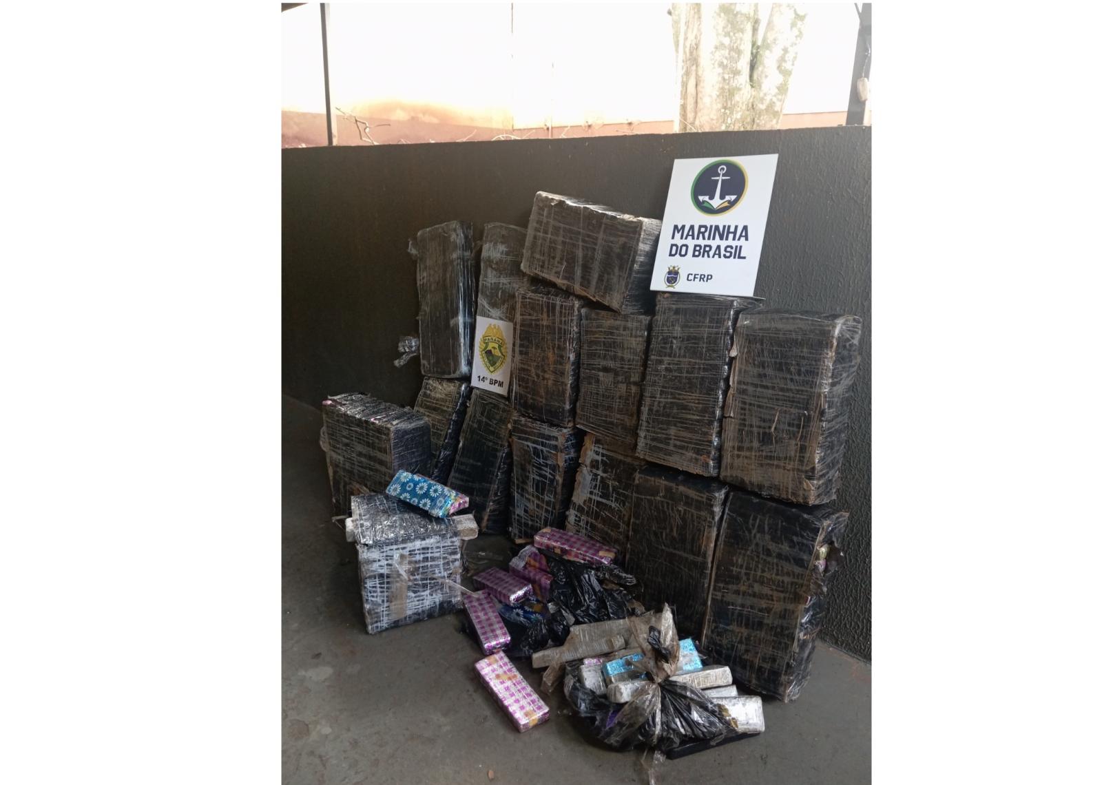 Militares da PM e da Marinha apreendem 362 Kg de maconha durante operação no centro de Foz do Iguaçu