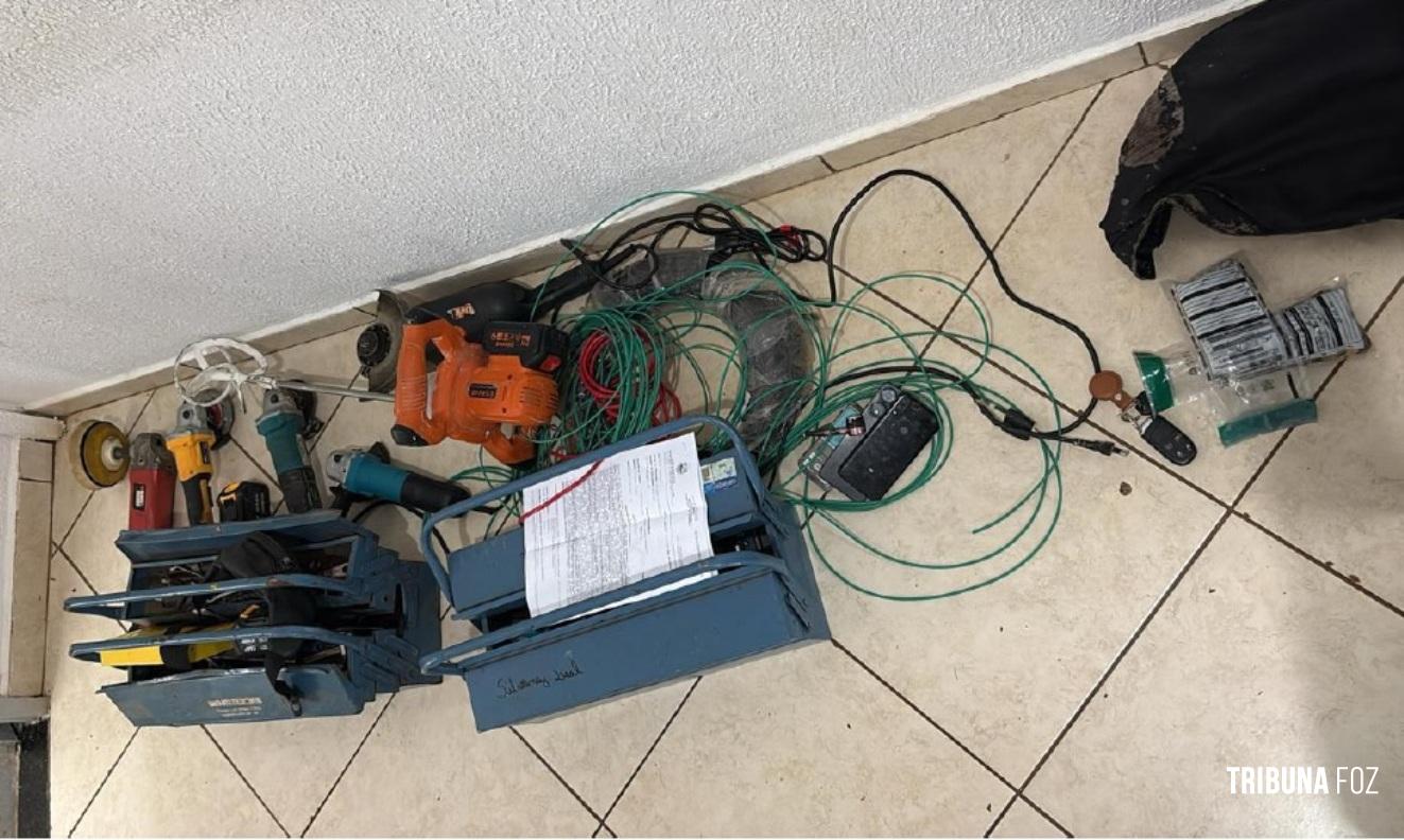 PM recupera objetos furtados e prende duas pessoas em Foz do Iguaçu 