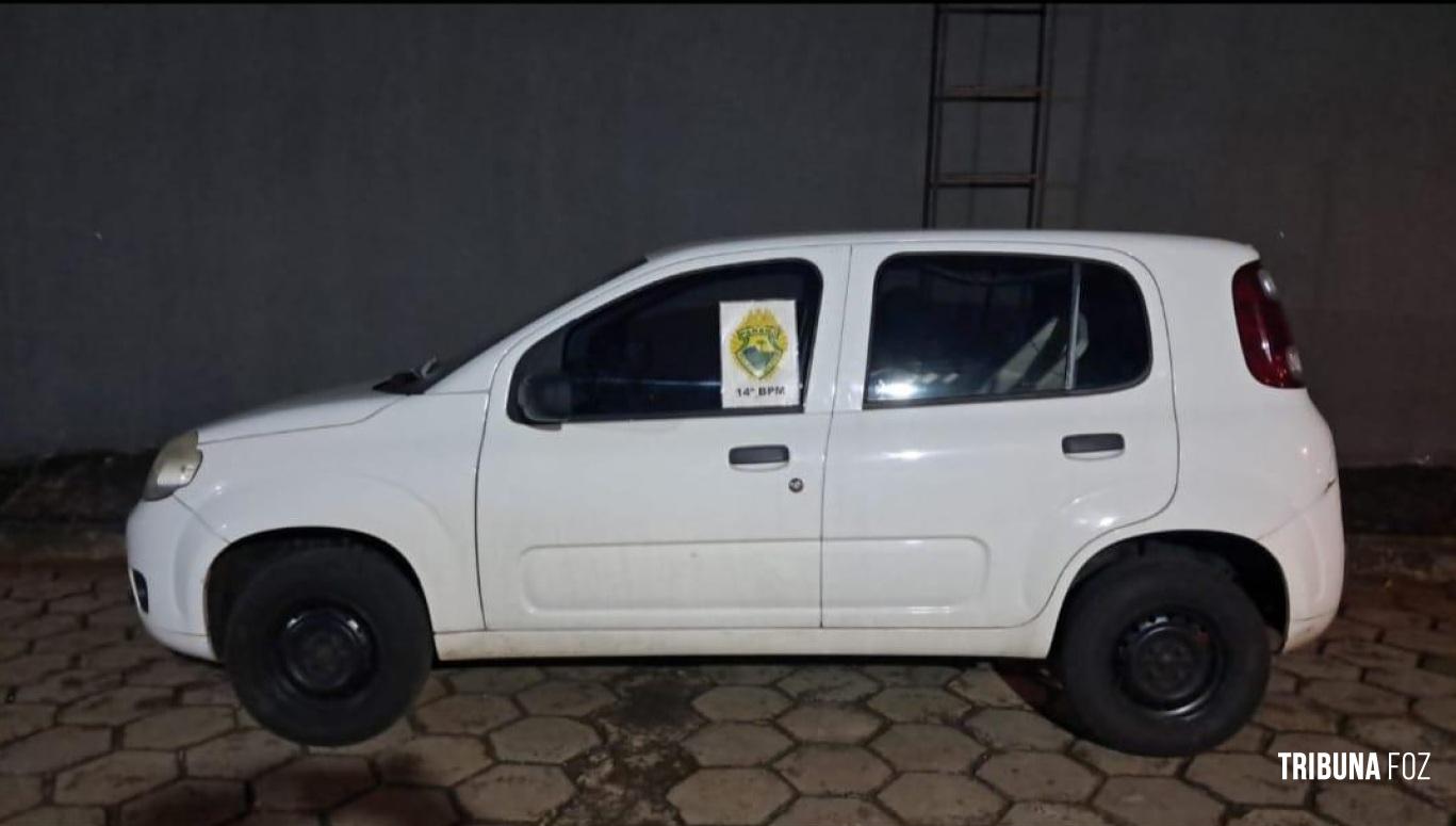 PM recupera veículo roubado no Bairro Portal da Foz em Foz do Iguaçu 