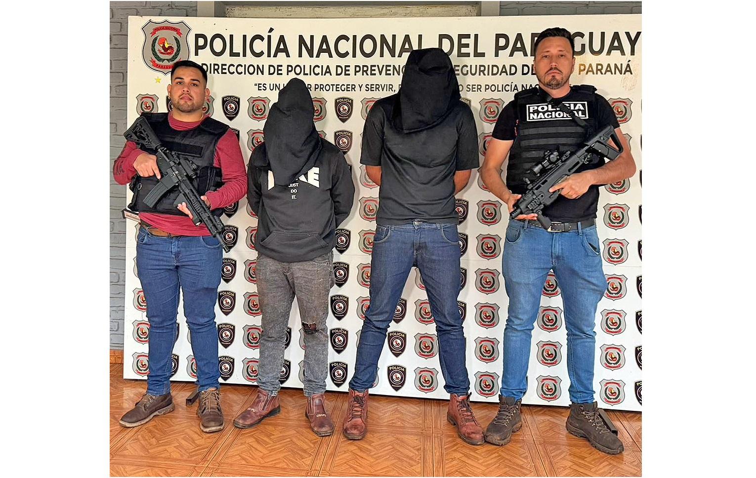 Polícia frustra suposto assalto à mão armada e prende homem com mandado de prisão em aberto em Minga Guazú no Paraguai