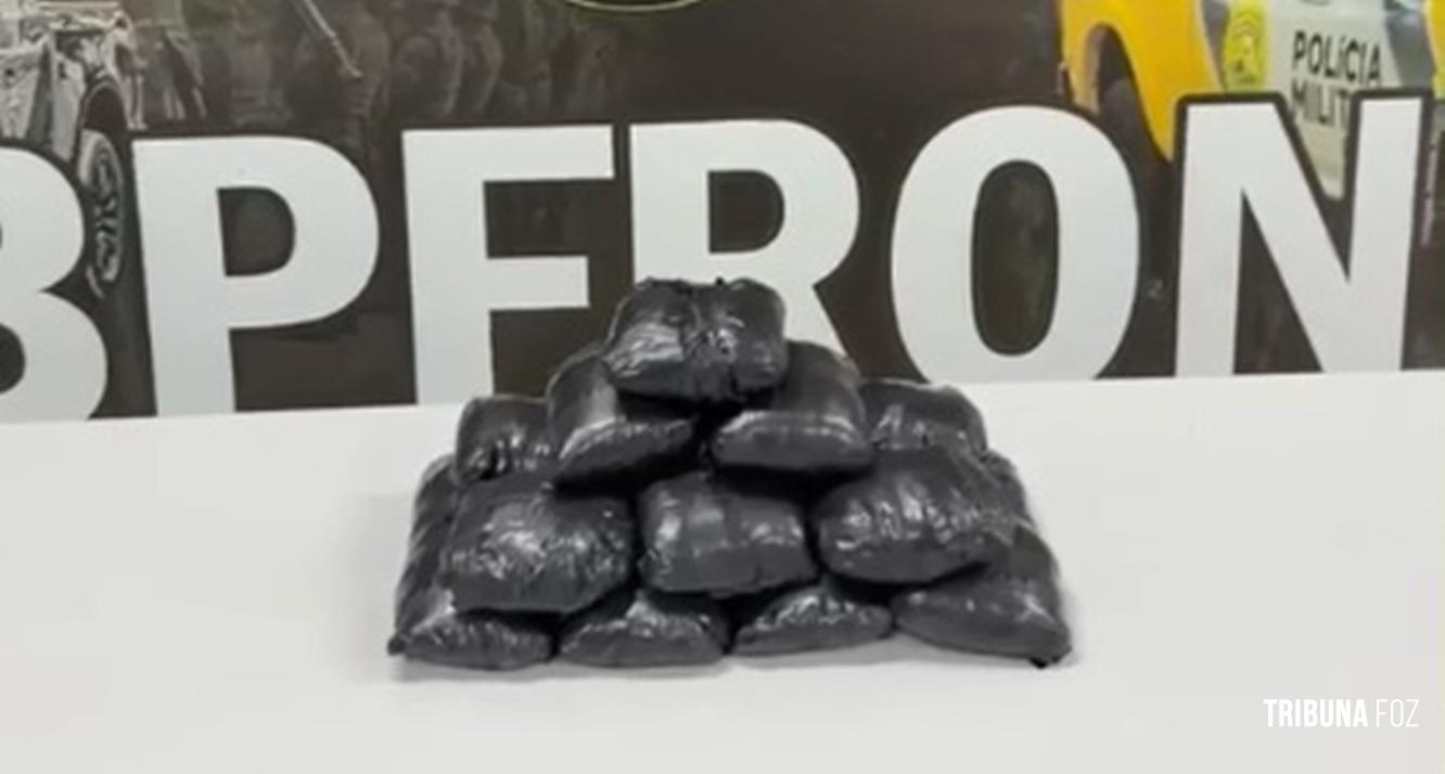 BPFRON prende mulher que transportava 3.560 gramas de haxixe preso ao corpo em Céu Azul