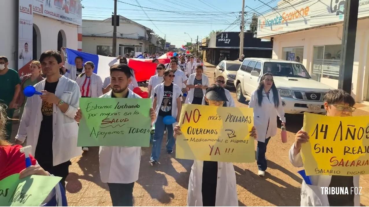 Em quarto dia de greve, médicos do Paraguai exigem melhores condições de trabalho