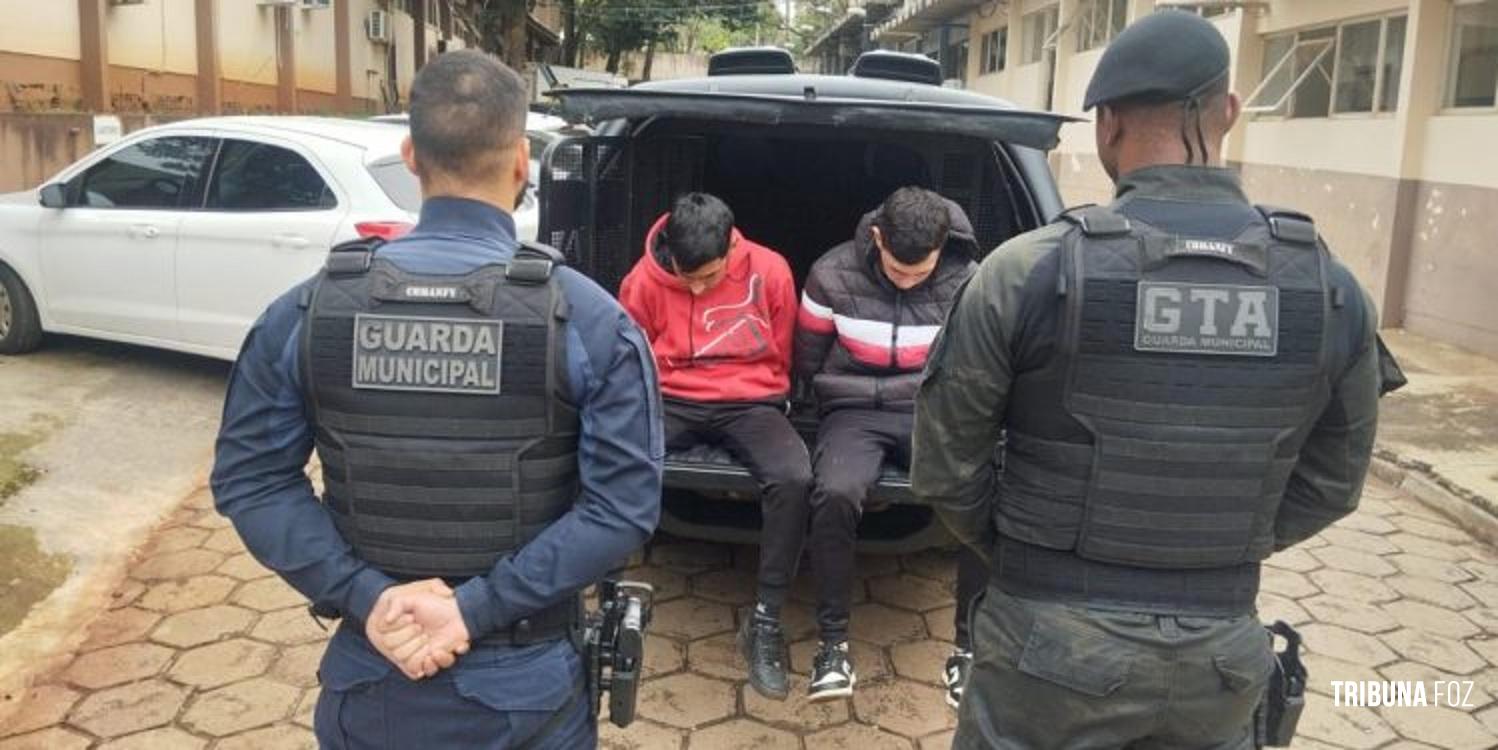Perseguição termina com dois paraguaios presos por suspeita de tentativa de furto de veículos