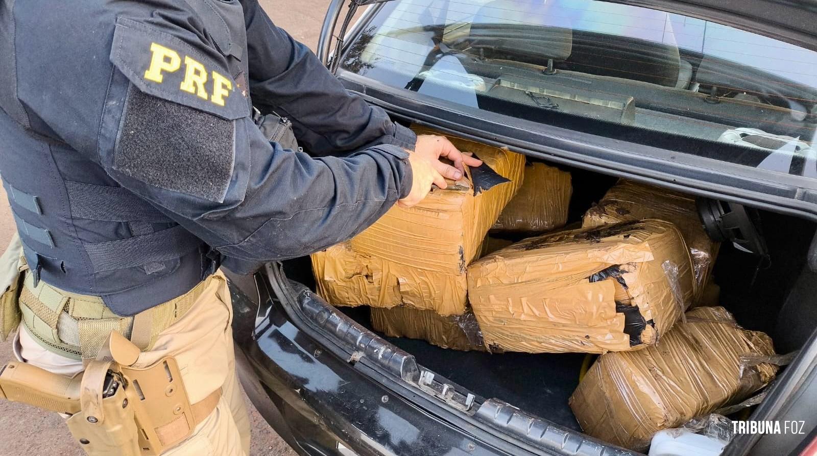 PRF apreende quase 100 quilos de maconha durante fiscalização na BR-277 em Santa Terezinha de Itaipu