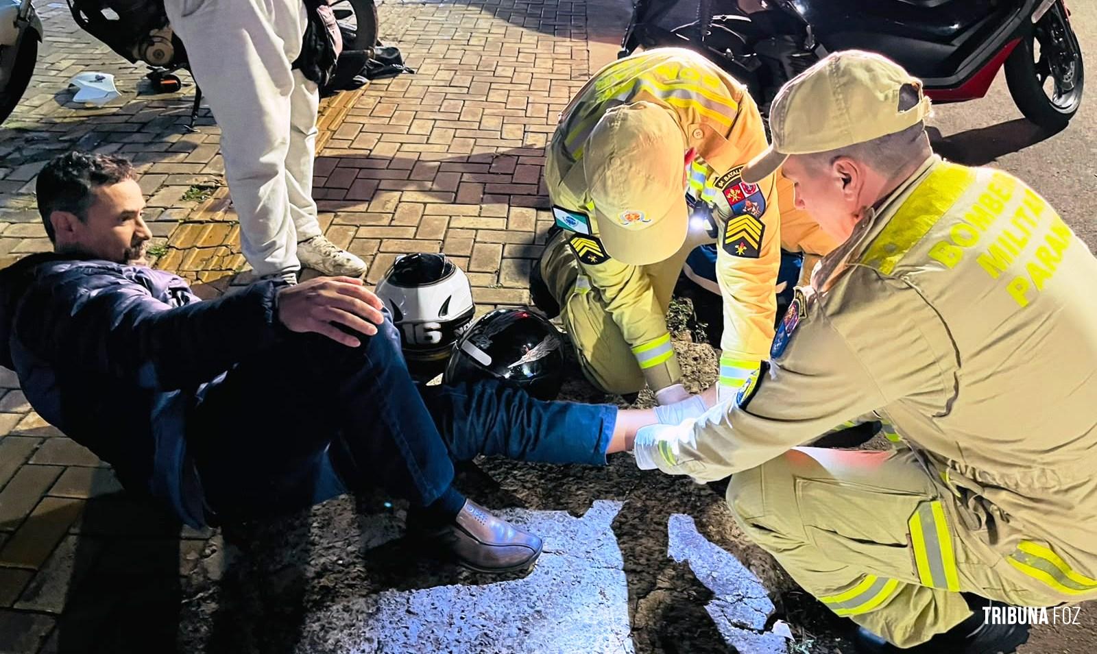 Acidente entre duas motos deixa uma pessoa ferida no Bairro Três Bandeiras em Foz do Iguaçu