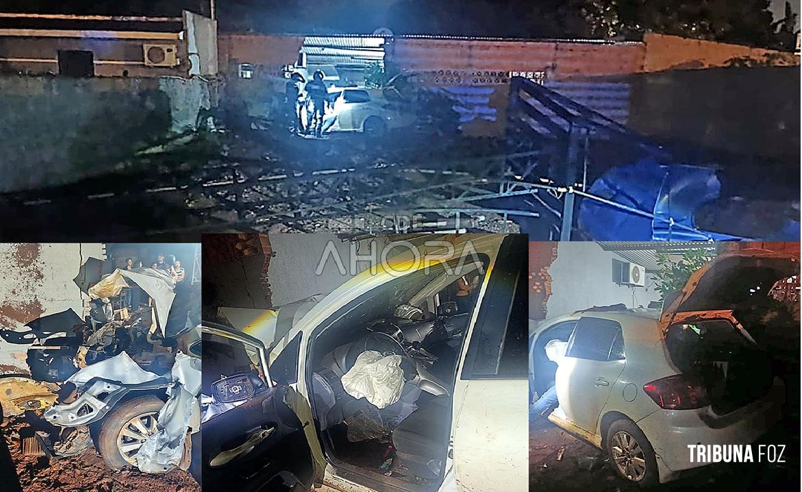 Carro invade loja e fica preso em casa na cidade de San Alberto no Paraguai