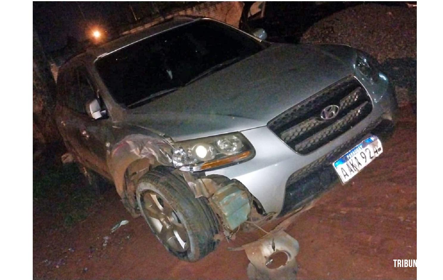 Condutora testa positivo para álcool após colidir com dois veículos estacionados em Ciudad Del Este