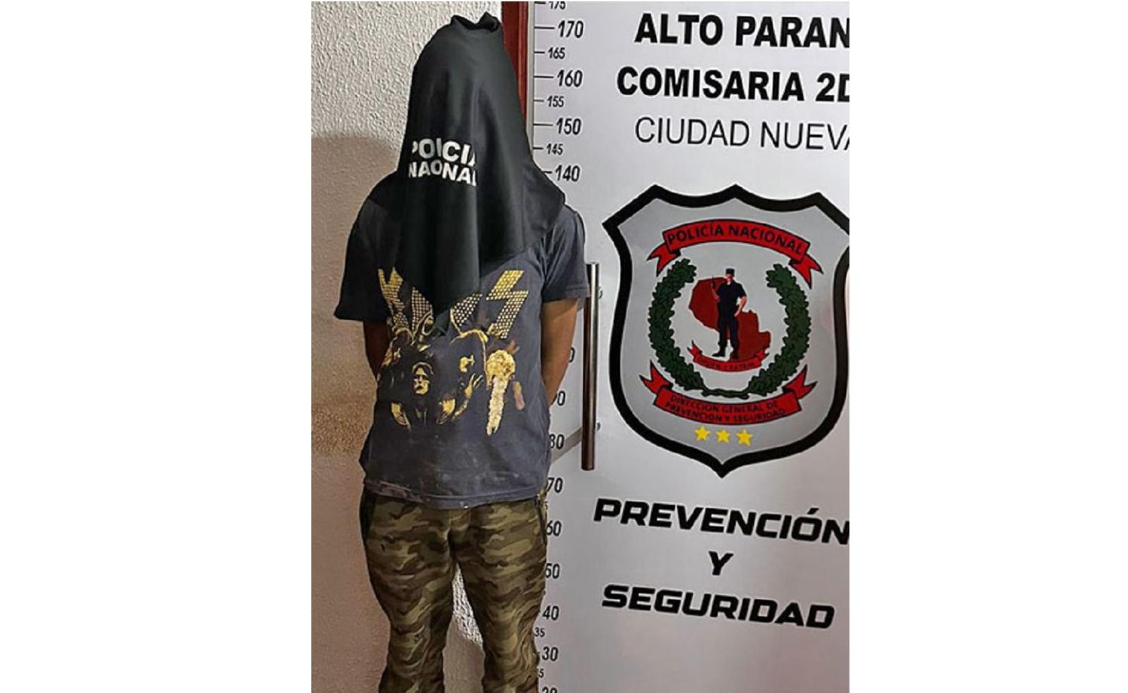 Homem é preso enquanto arrastava uma motocicleta roubada em Ciudad Del Este no Paraguai