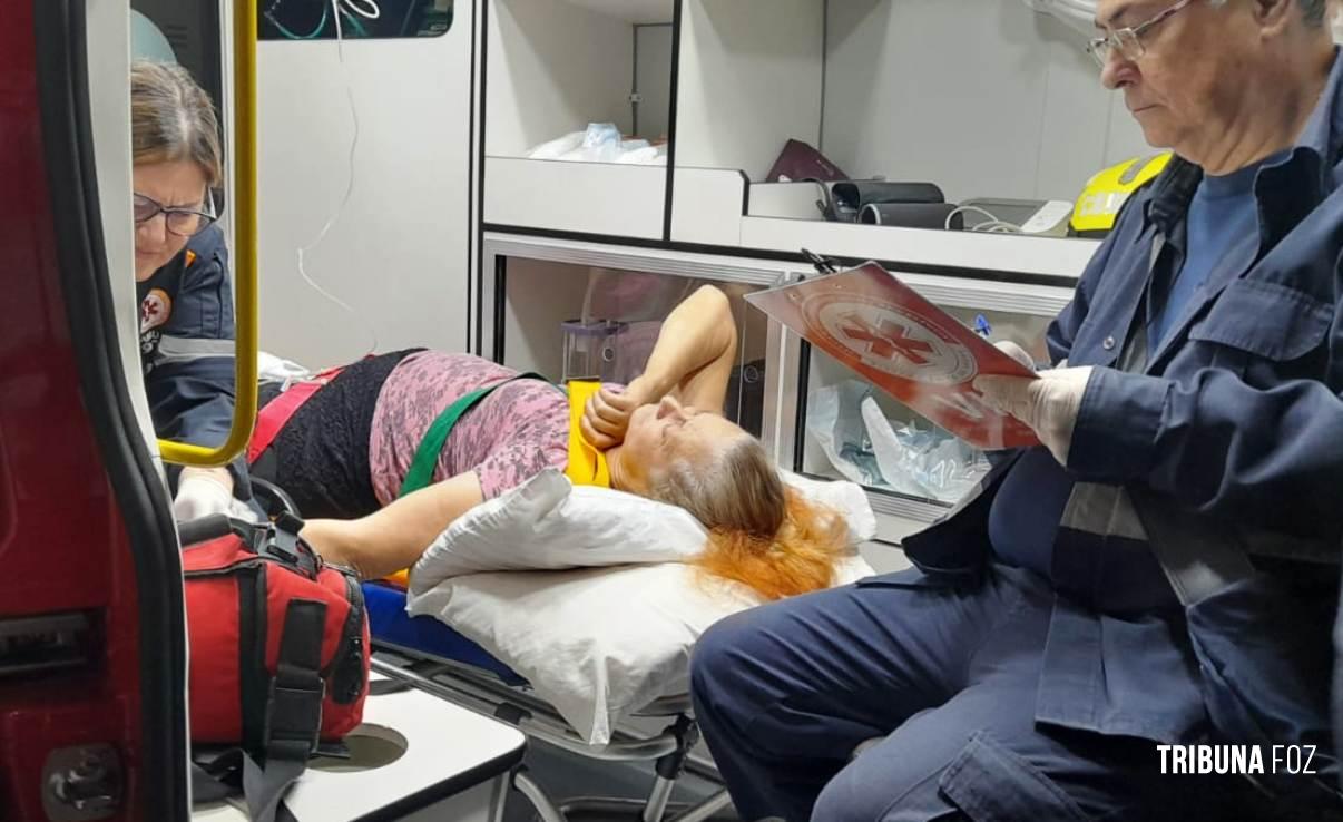 Idosa sofre queda na "Invasão do Bubas" e é encaminhada para o hospital em estado grave