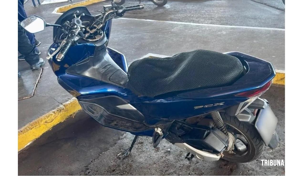Motociclista é flagrado com 285 ampolas emagrecedoras e anabolizantes na Ponte da Amizade