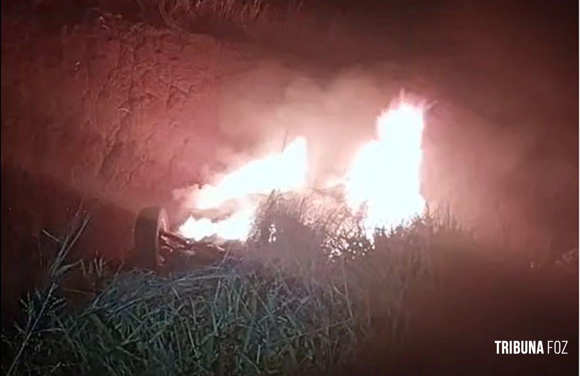 Uma pessoa morreu após acidente seguido de incêndio em veiculo em Santa Rita no Paraguai