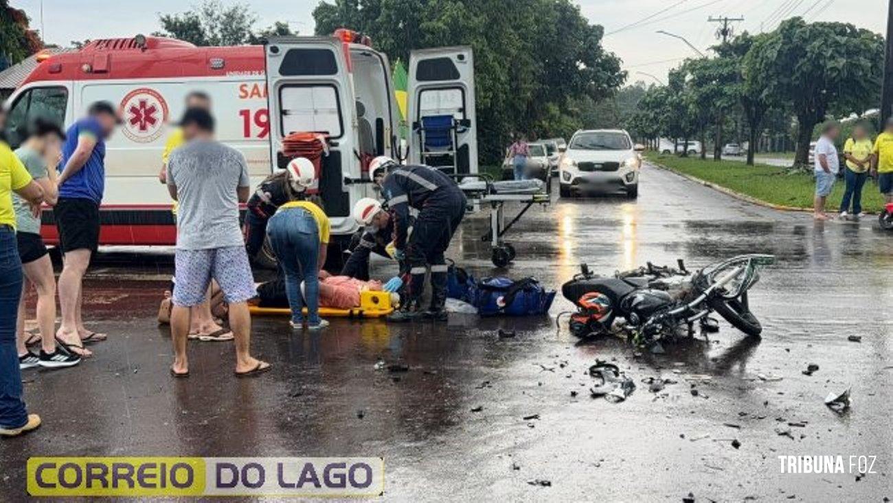 Acidente entre carro e motocicleta mobiliza SAMU e PM no centro de Santa Helena
