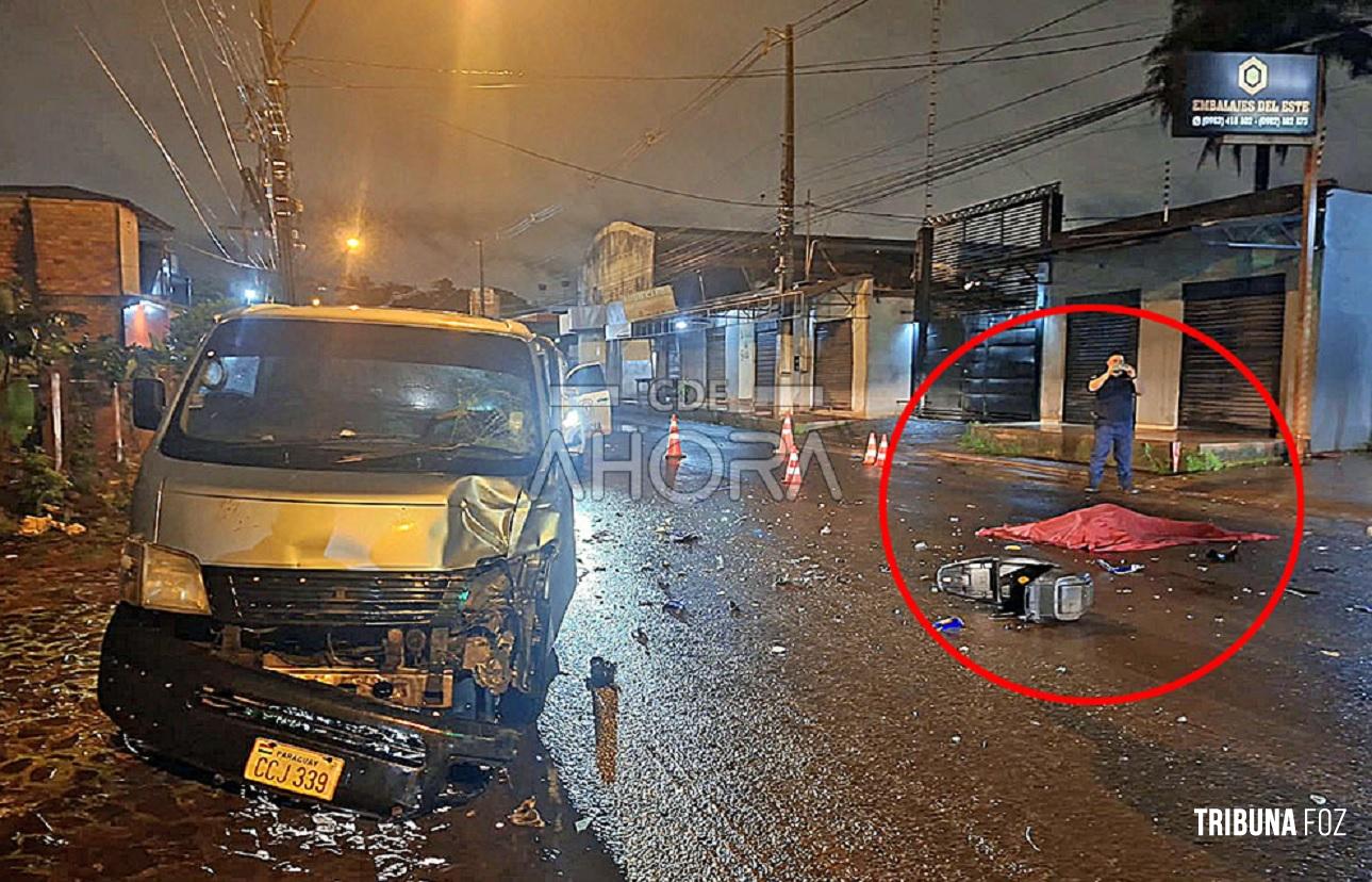 Motociclista de 36 anos morre após colisão com van em Presidente Franco no Paraguai