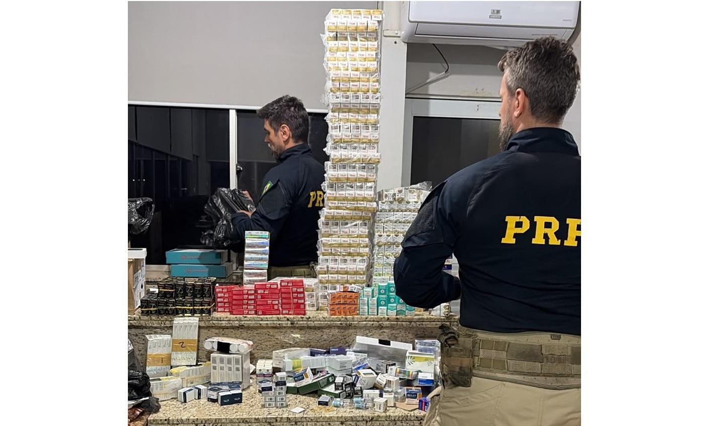 PRF apreende cerca de 4 mil caixas de medicamentos e anabolizantes na BR-277 em Santa Terezinha de Itaipu